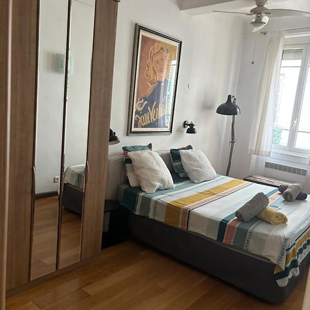 2 Bedroom Funky Apartment In The Heart Of The Old Town Of Αντίμπ Εξωτερικό φωτογραφία