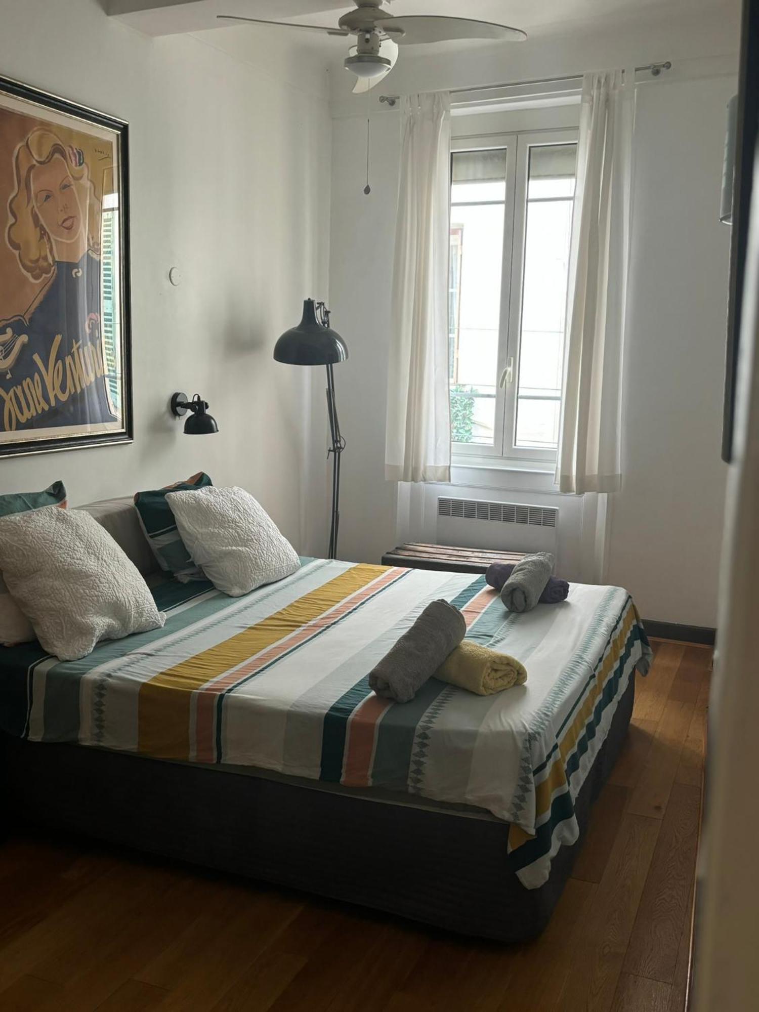 2 Bedroom Funky Apartment In The Heart Of The Old Town Of Αντίμπ Εξωτερικό φωτογραφία