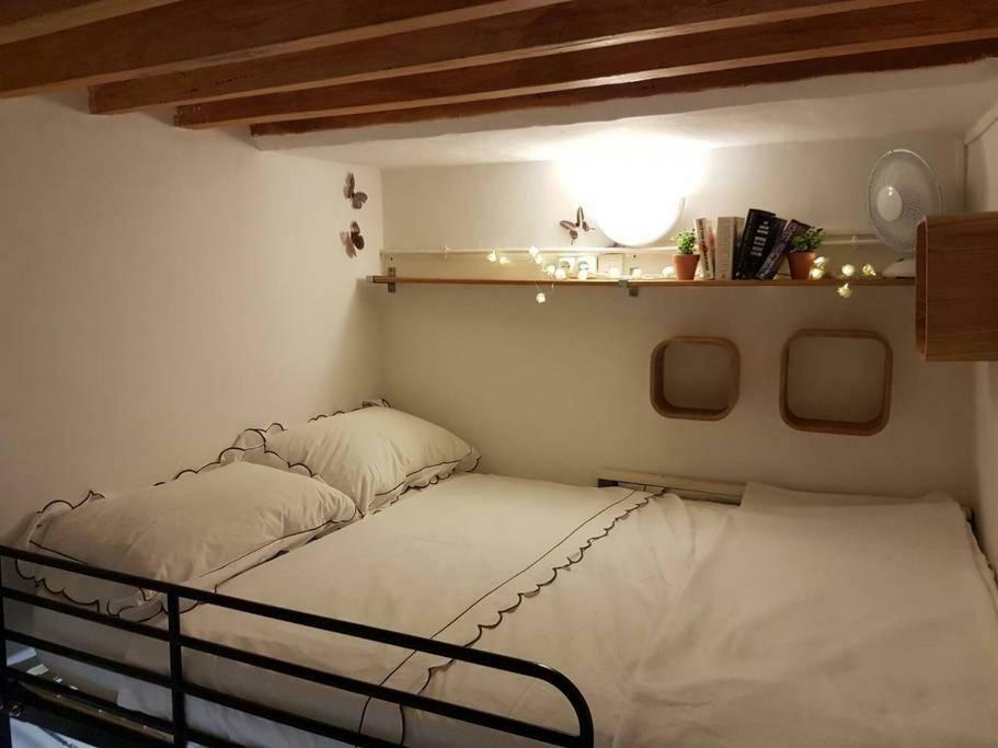 2 Bedroom Funky Apartment In The Heart Of The Old Town Of Αντίμπ Εξωτερικό φωτογραφία
